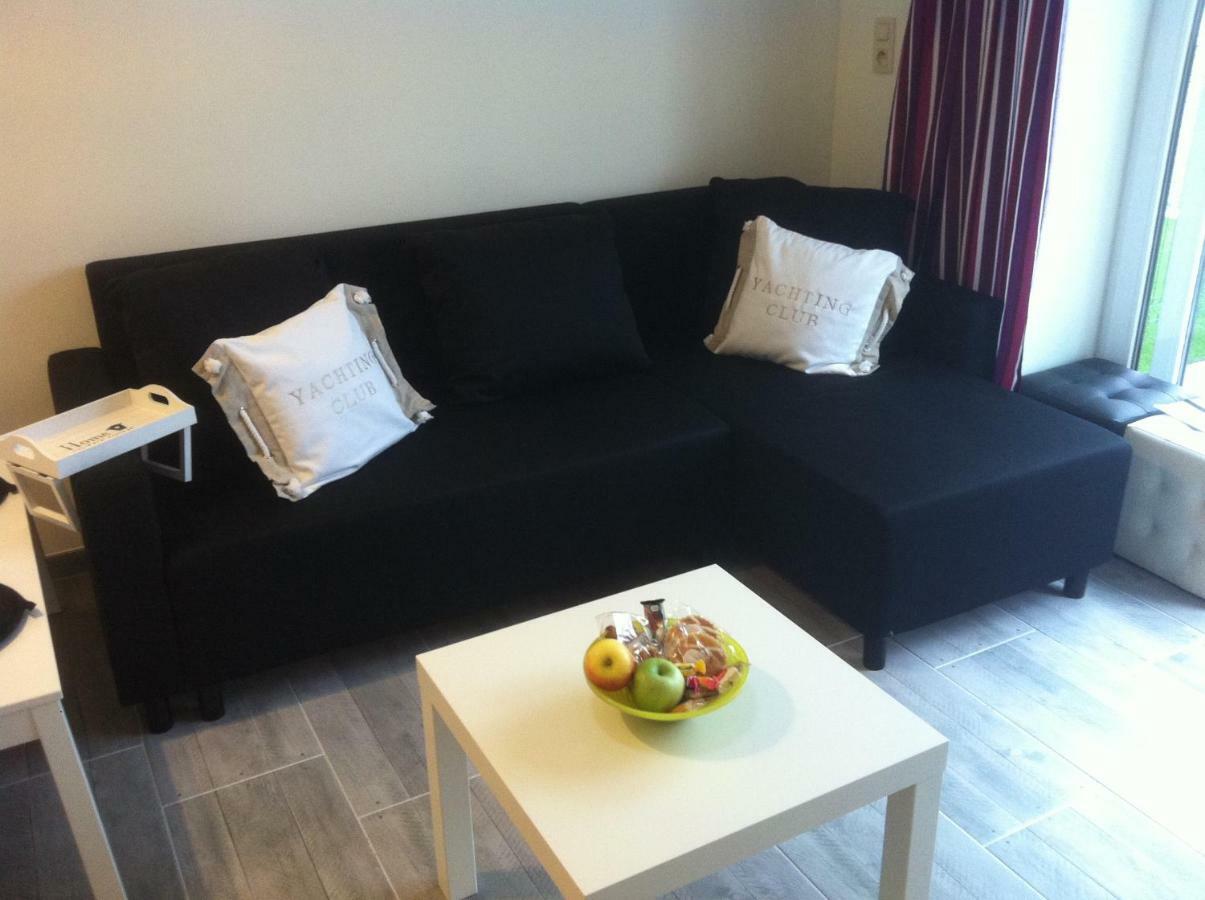 Vakantiestudio Melroce Villa เบรเดเน ภายนอก รูปภาพ